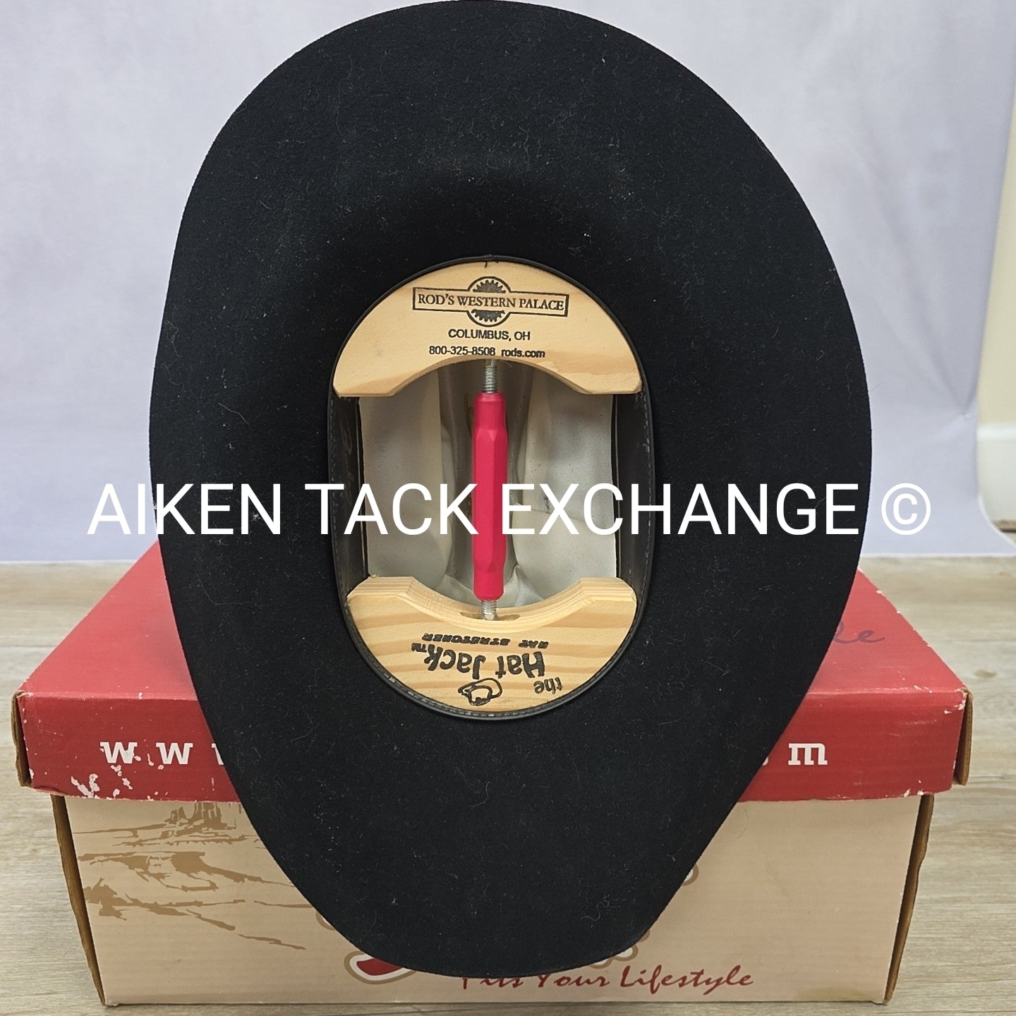 Bailey Felt Western Hat with Hat Jack, Size 7
