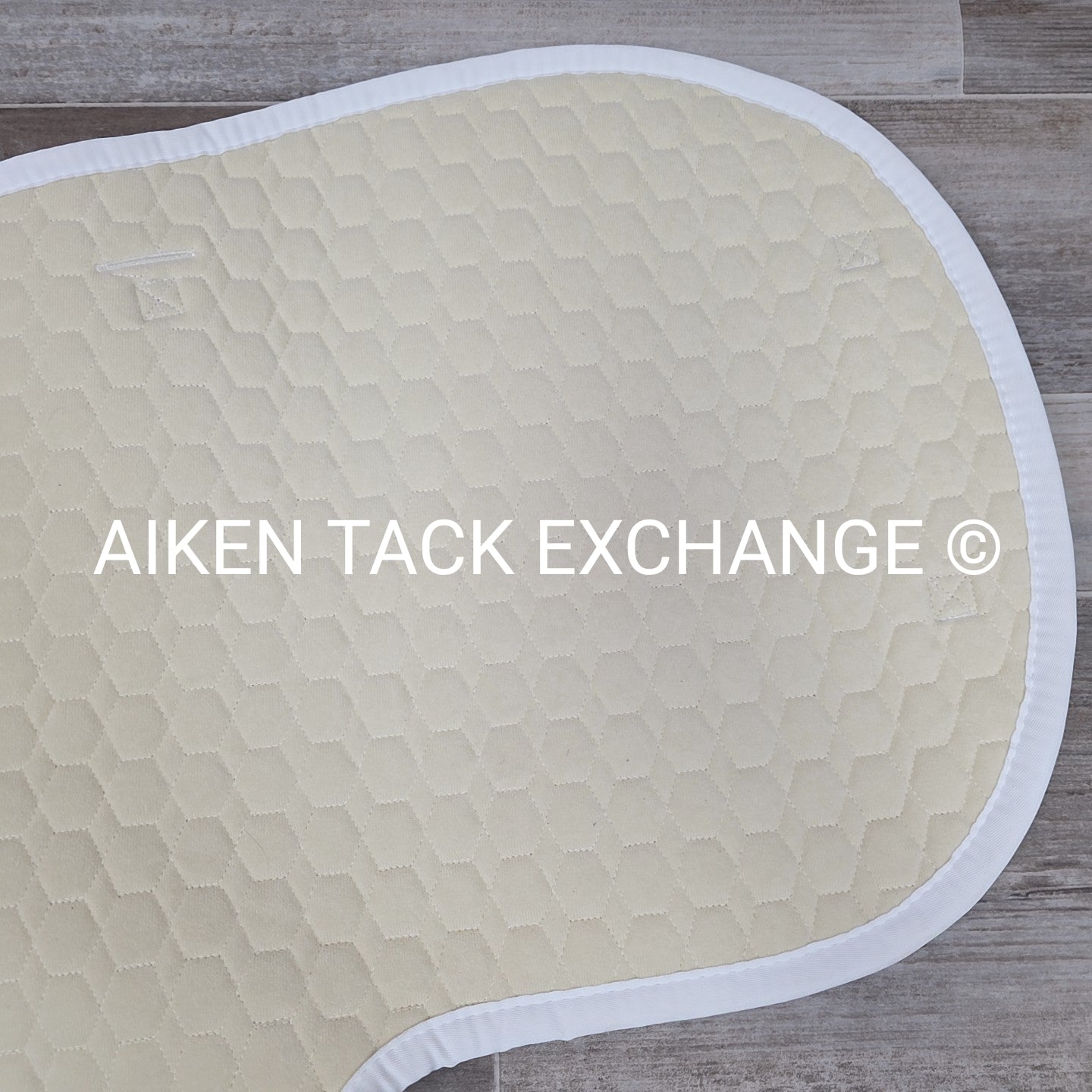 EA Mattes Platinum Contour Quilt Correction Pad, Size XLarge