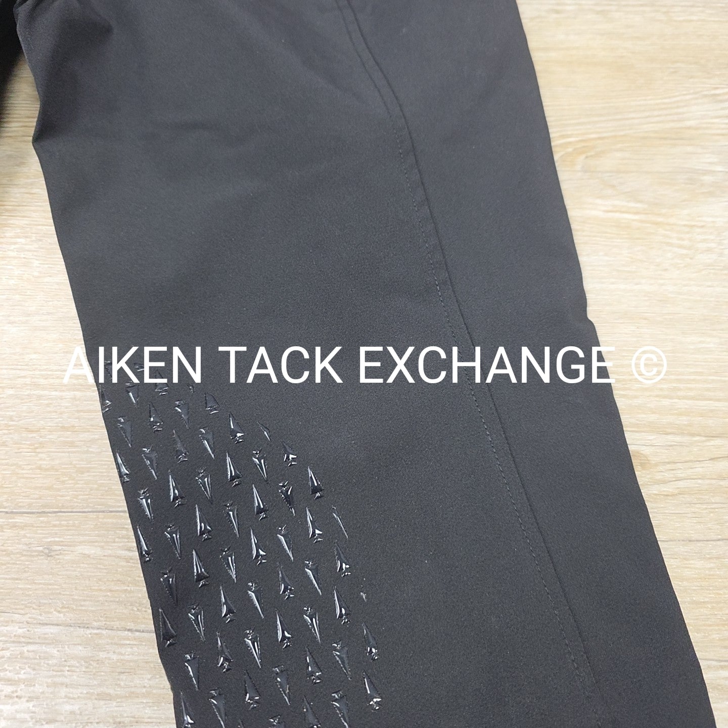 Kerrits Affinity Ice Fil Silicone Grip Knee Patch Breeches, Size Medium