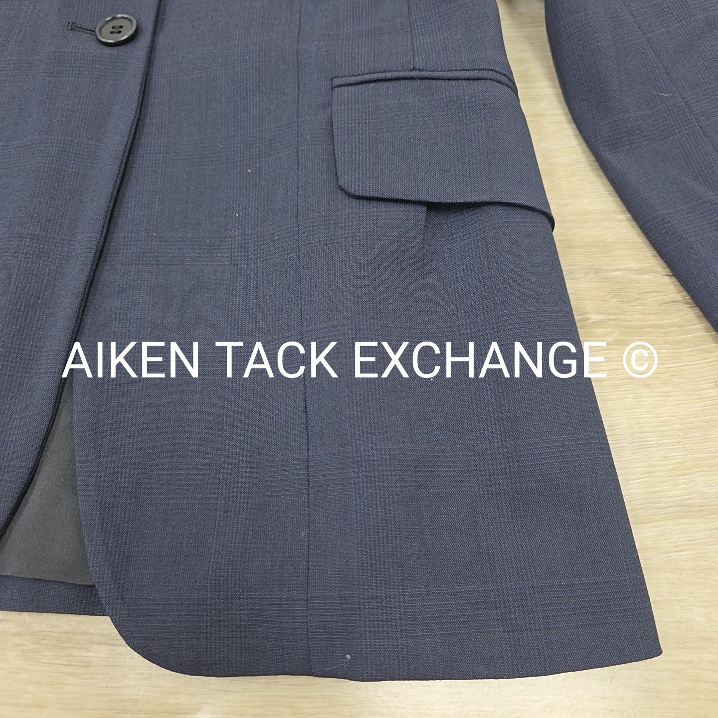 Tailored Sportsman Show Coat, Size 4 R