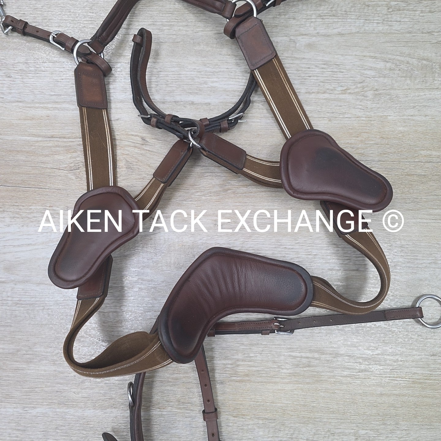 QHP Sedna 5 Point Breastplate with Running, Brown, Size Full