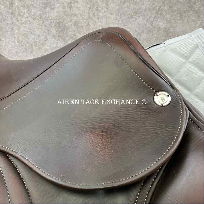 2022 CWD SE01 Close Contact Jump Saddle, 16.5" Seat, 2L Flap, Medium Tree, Foam Panels, Full Buffalo Leather