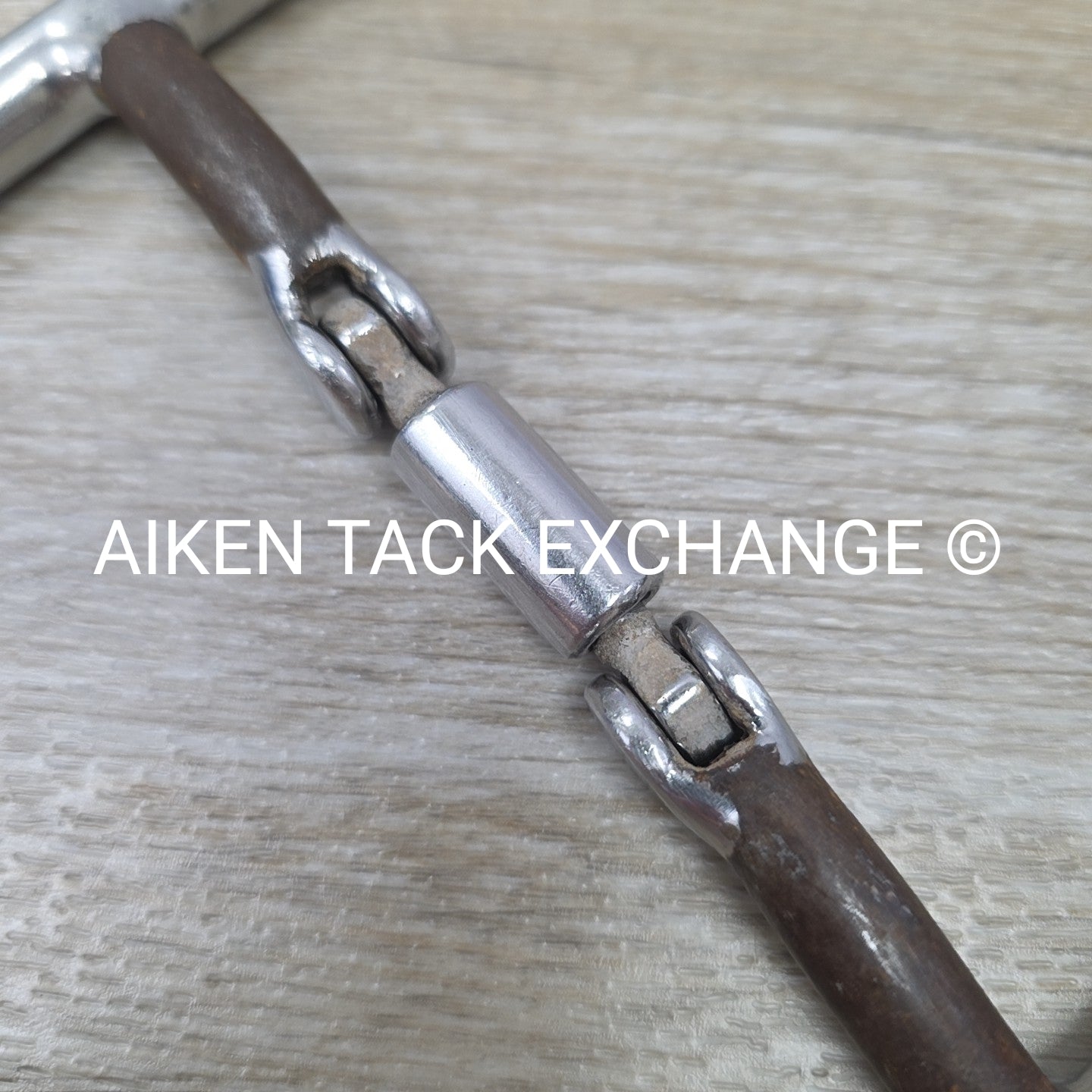 Myler Double Hinged Comfort Snaffle D Ring Bit with Hooks 5.25"