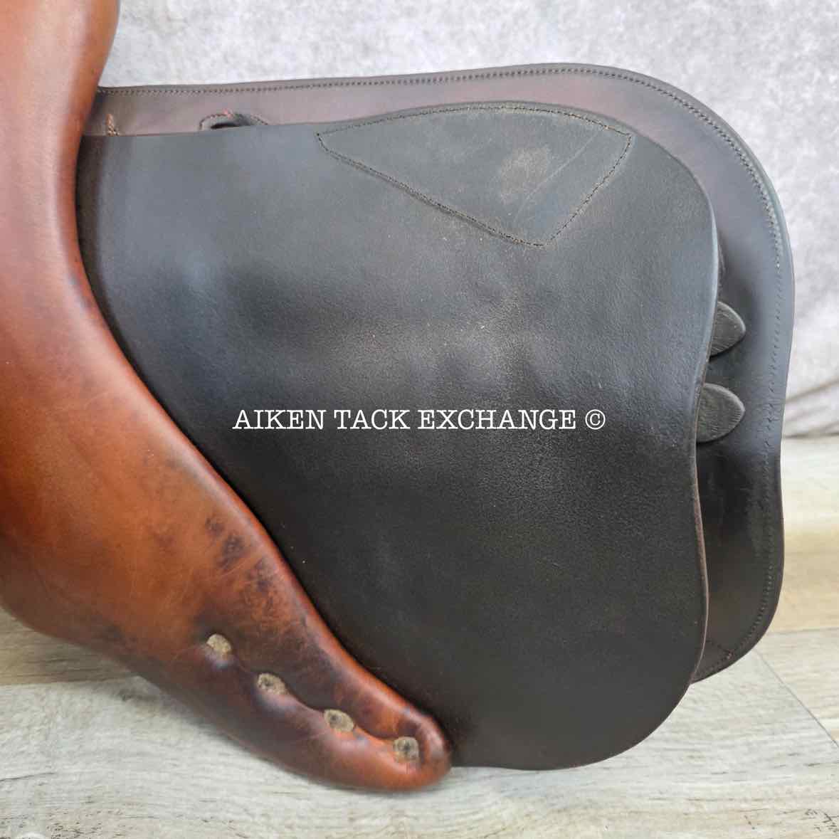 2013 Bruno Delgrange Athena Close Contact Jump Saddle, 17" Seat, 4A Flap, Medium Tree, Foam Panels, Full Calfskin Leather