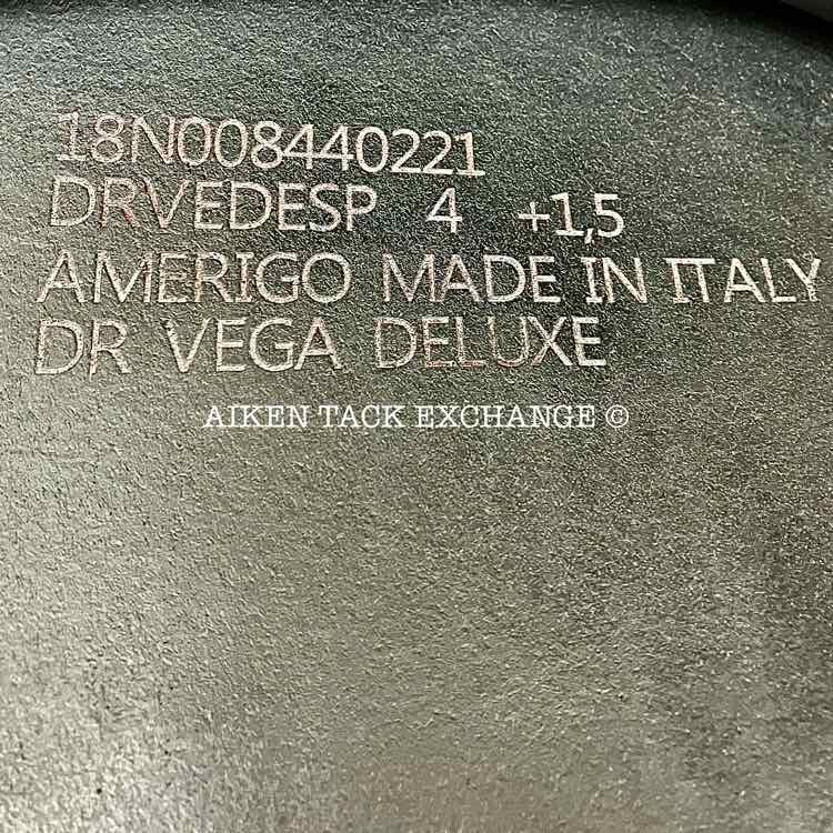 2021 Amerigo Vega Dressage Deluxe Special Saddle, 18" Seat, Medium Wide Tree, Wool Flocked Panels