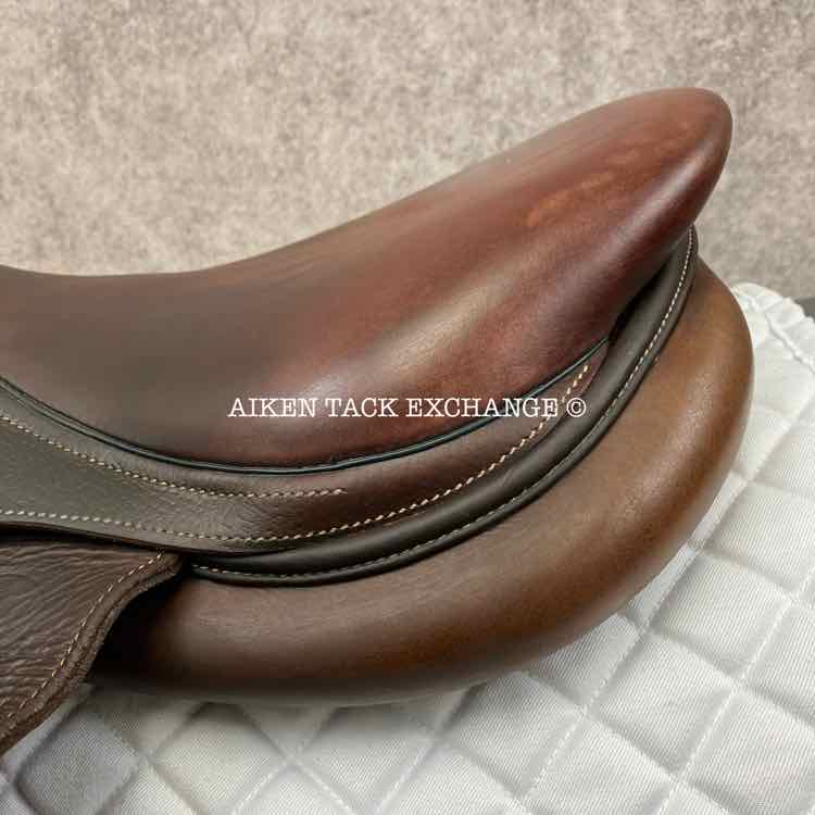 2014 Devoucoux Chiberta Junior Monoflap Jump Saddle, 16.5" Seat, 0A Flap, Medium Wide Tree, D3D Panels, Full Buffalo Leather