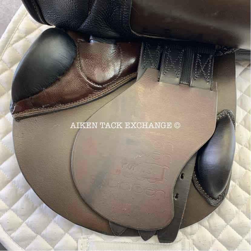 2020 Stubben Portos NT Deluxe Close Contact Jump Saddle, 17.5" Seat, 28 cm Tree - Medium, Wool Flocked Panels