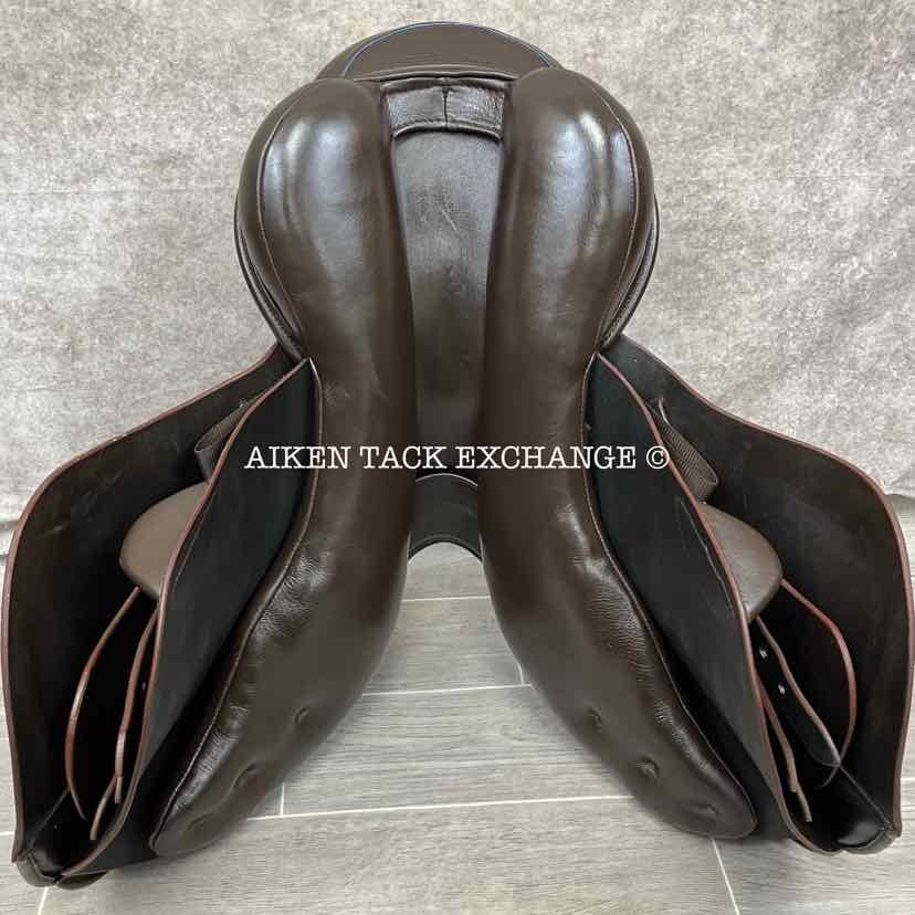 **SOLD** 2019 Loxley by Bliss Jump Saddle, 17.5" Seat, Adjustable Tree - Changeable Gullet, Wool Flocked Panels