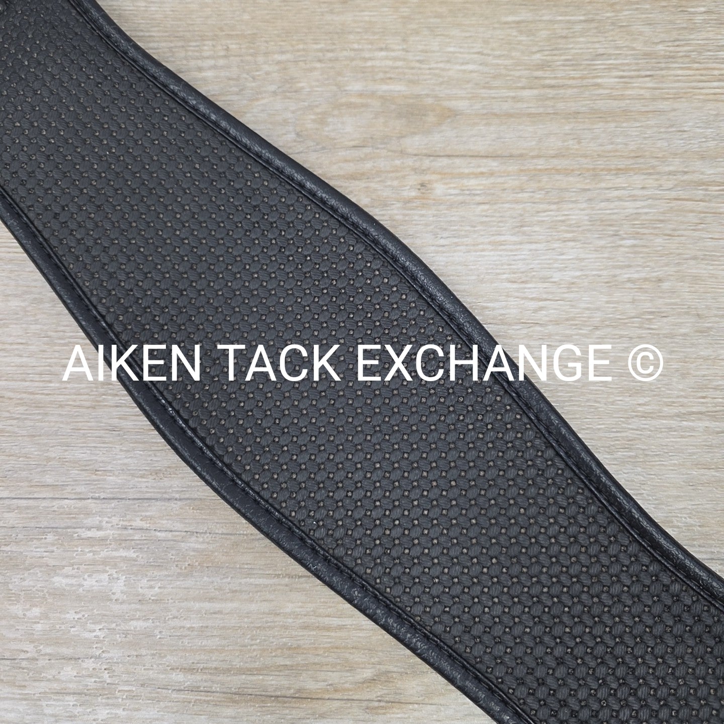 Ovation Airform Chafeless Dressage Girth, Black, 32"