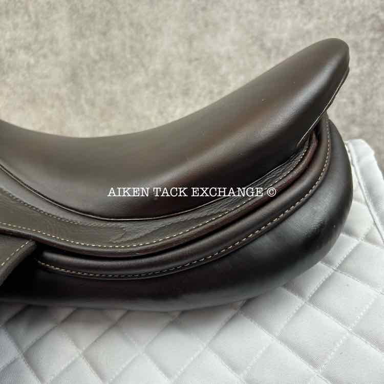 **SOLD** 2021 Prestige Passion K Monoflap Jump Saddle, 17" Seat, 34 Tree - MW, Wool Flocked Panels