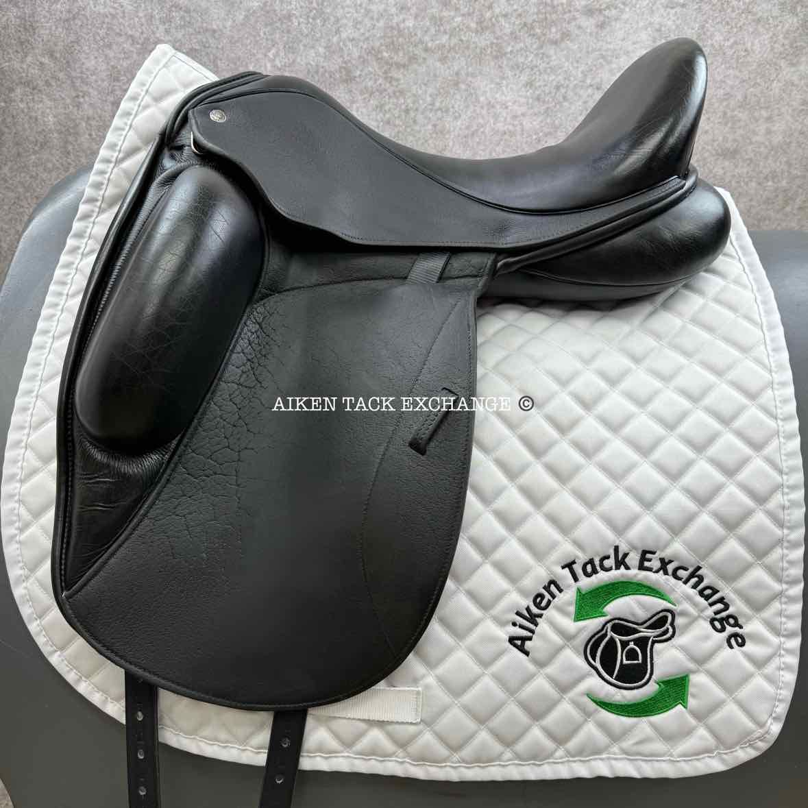 2017 Custom Saddlery Icon Flight Monoflap Dressage Saddle, 17" Seat, Adjustable Tree, Wool Flocked Panels