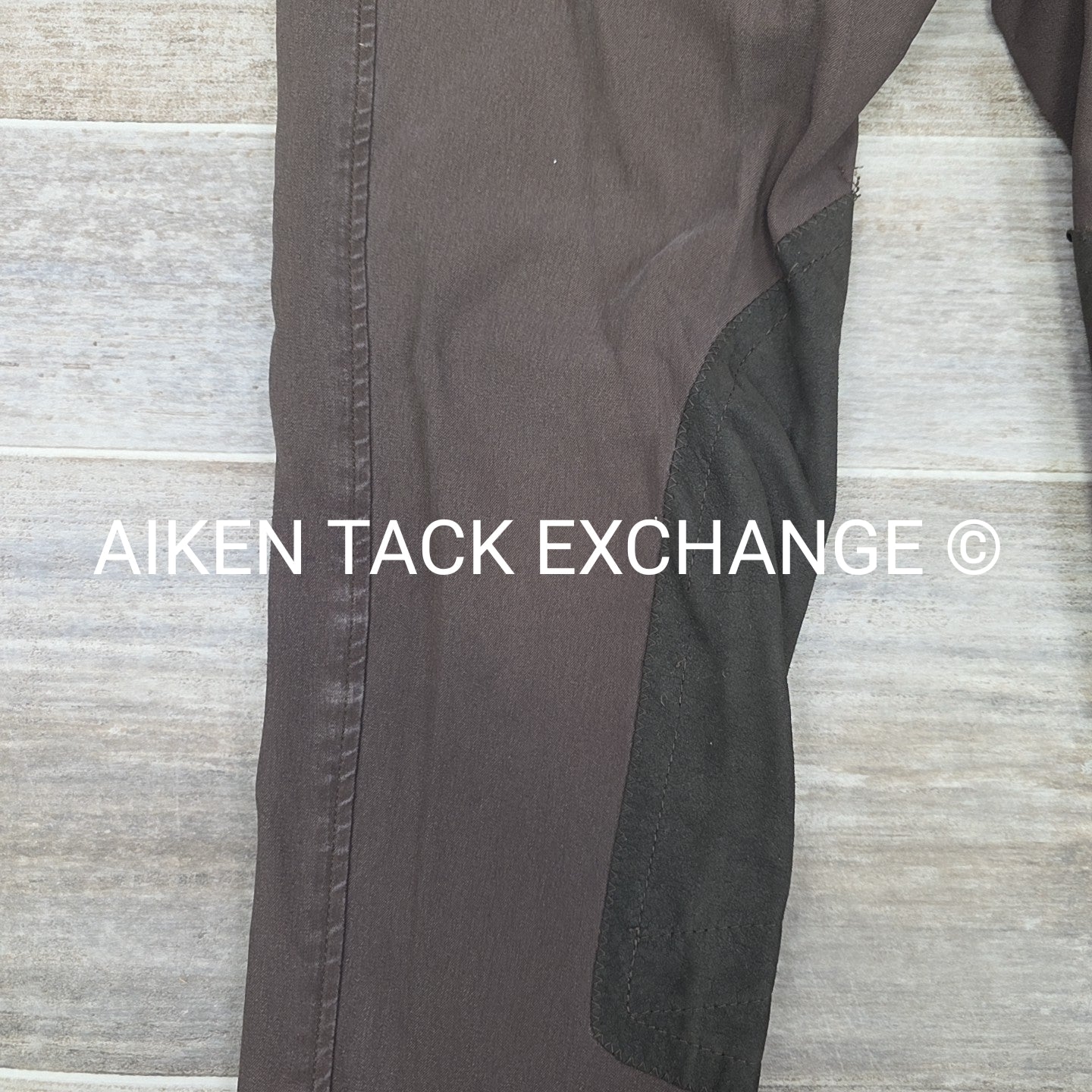 Tailored Sportsman Trophy Hunter Knee Patch Breeches, Size 28 R