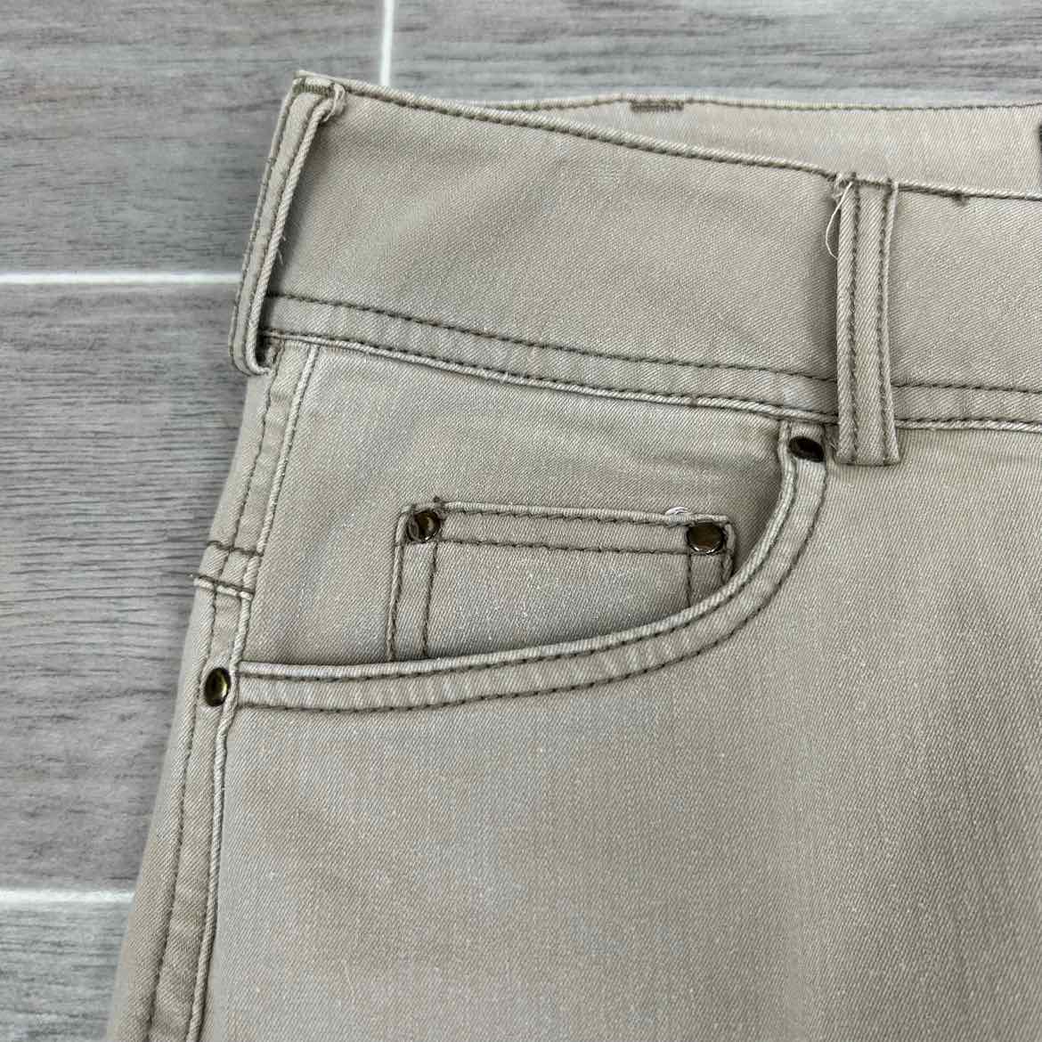 Goode Rider Silicone Grip Knee Patch Breeches, Size 30 R