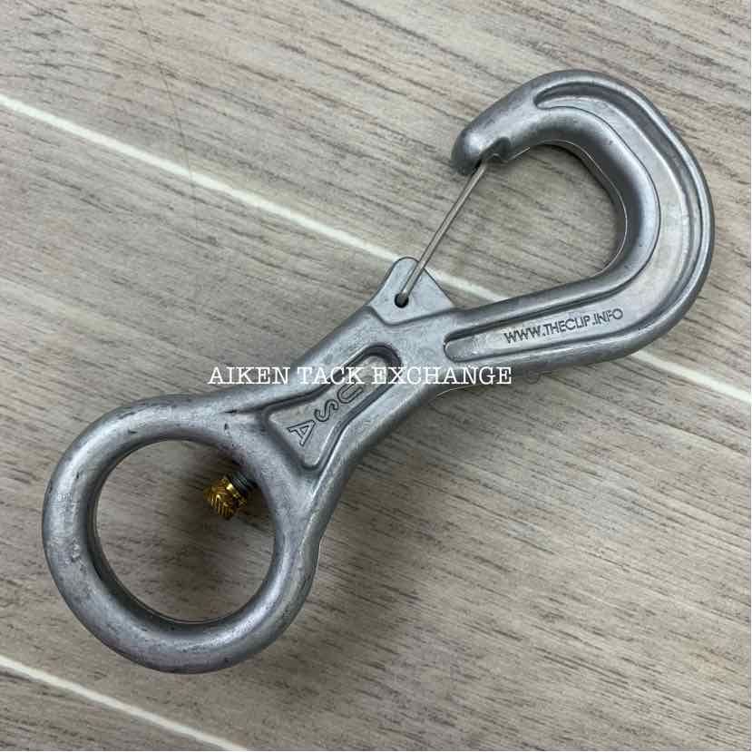 The Safe Clip by Smart Tie