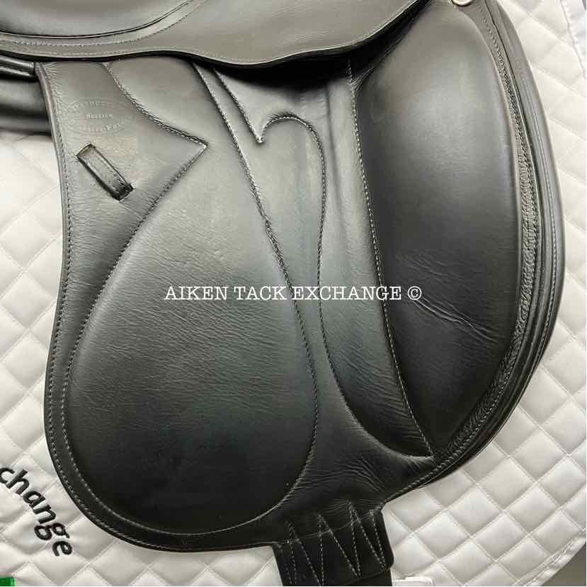 **SOLD** 2004 Devoucoux Makila Monoflap Dressage Saddle, 18" Seat, 1A Flap - Short, Medium Wide Tree, Foam Panels, Full Buffalo Leather