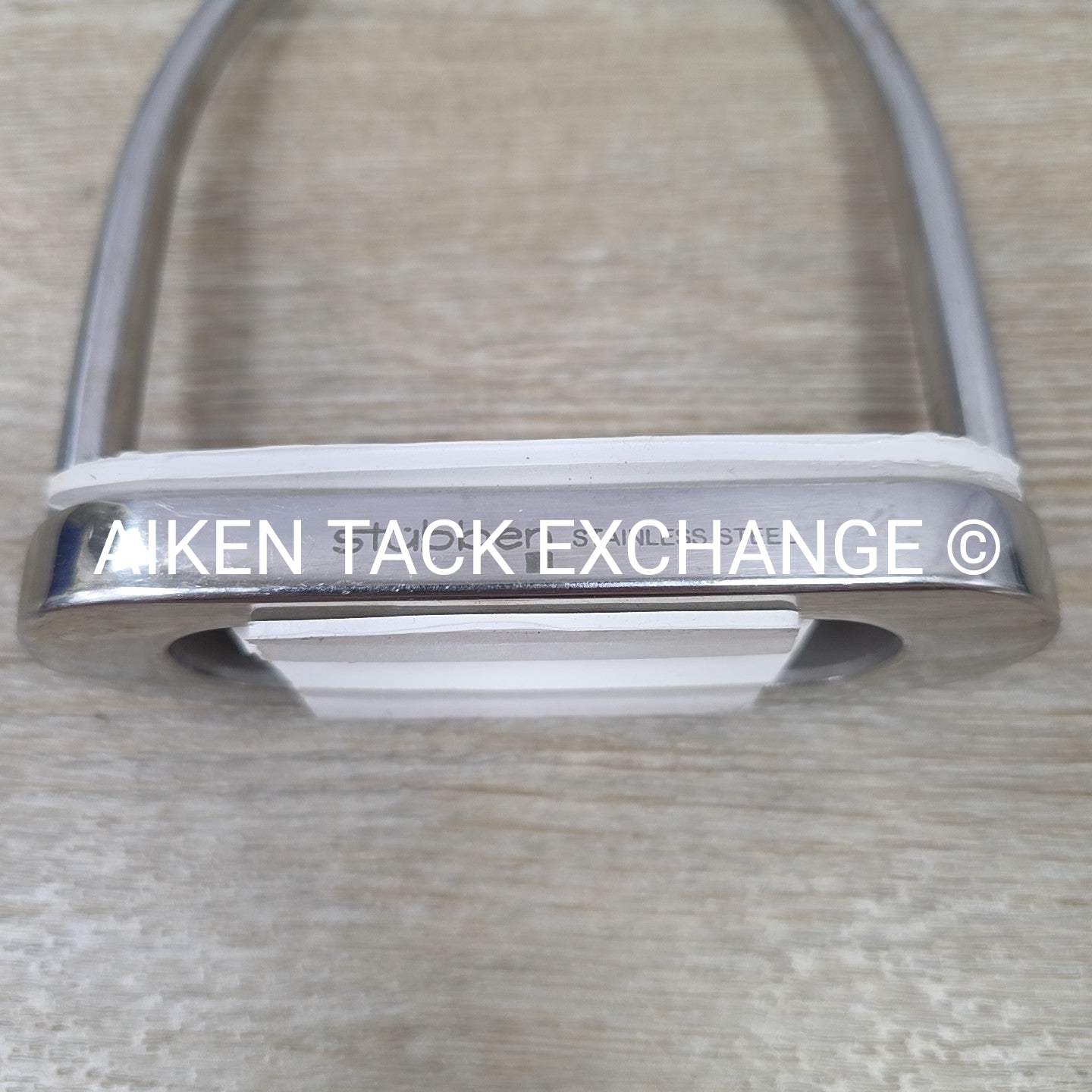 Stubben Fillis Stirrup Irons, 4.25"