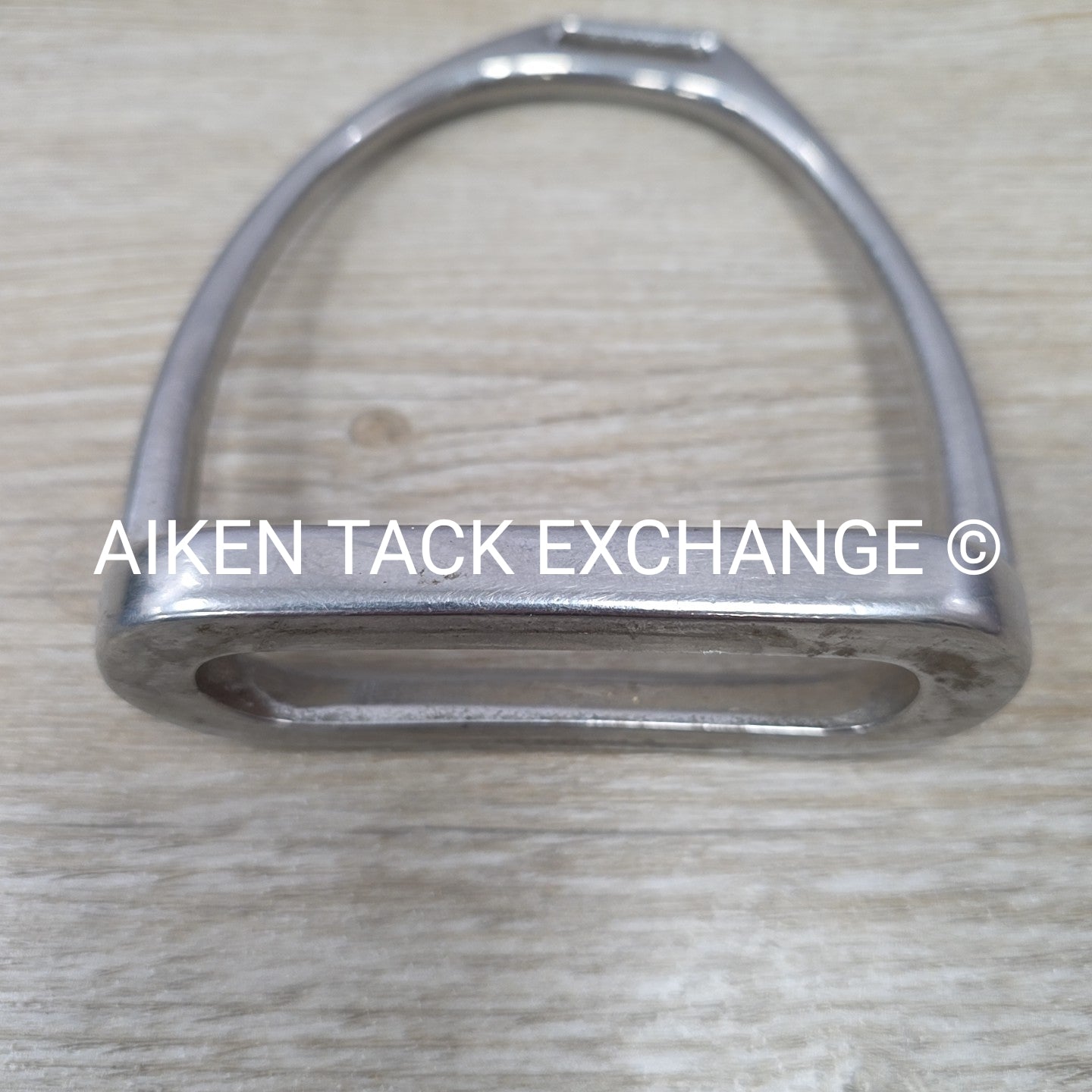 Courbette Lemetex Offset Stirrup Irons, 4"