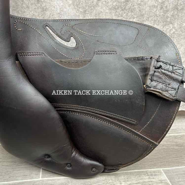 **SOLD** 2021 Prestige Passion K Monoflap Jump Saddle, 17" Seat, 34 Tree - MW, Wool Flocked Panels