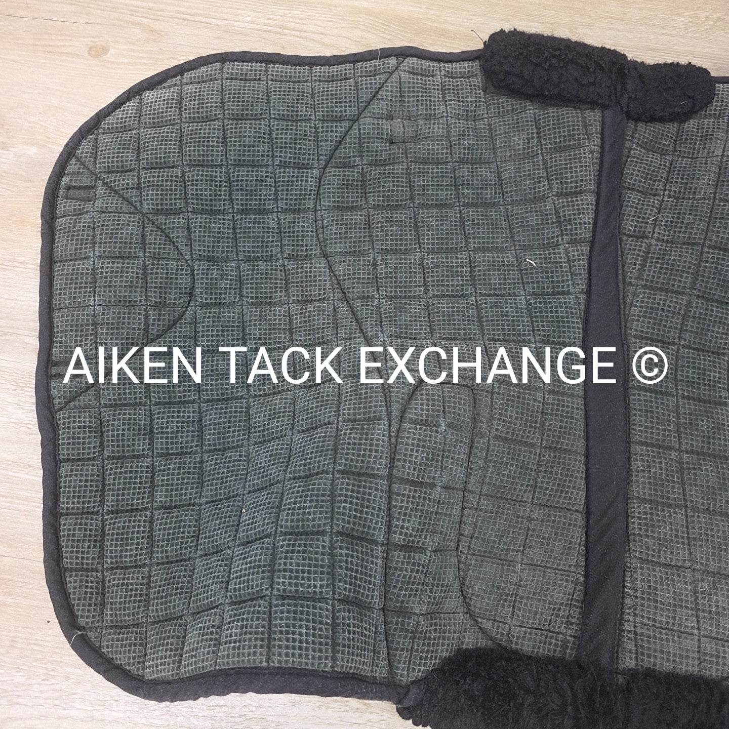 Kavallerie 3D Mesh with Fur Trim Dressage Saddle Pad