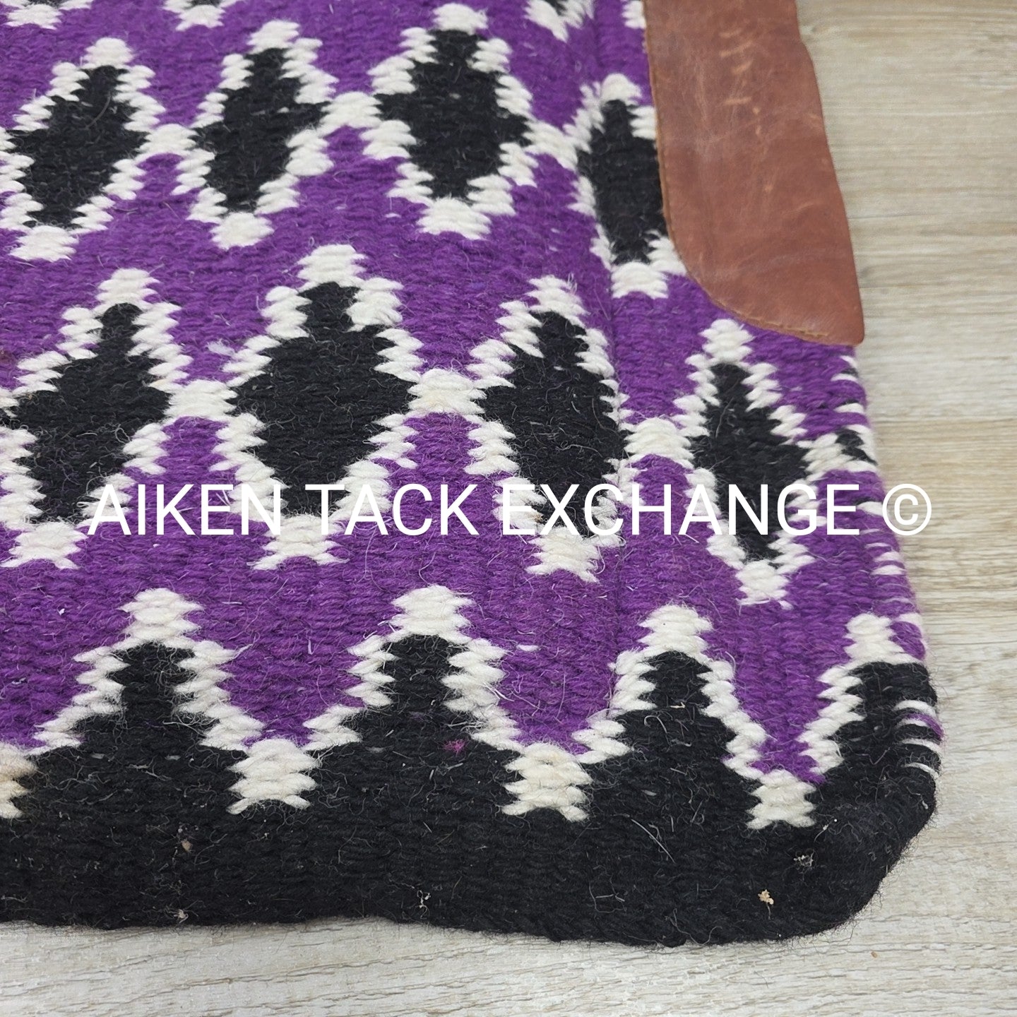Showman Western Saddle Pad