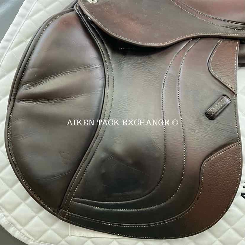 2022 CWD SE01 Close Contact Jump Saddle, 16.5" Seat, 2L Flap, Medium Tree, Foam Panels, Full Buffalo Leather