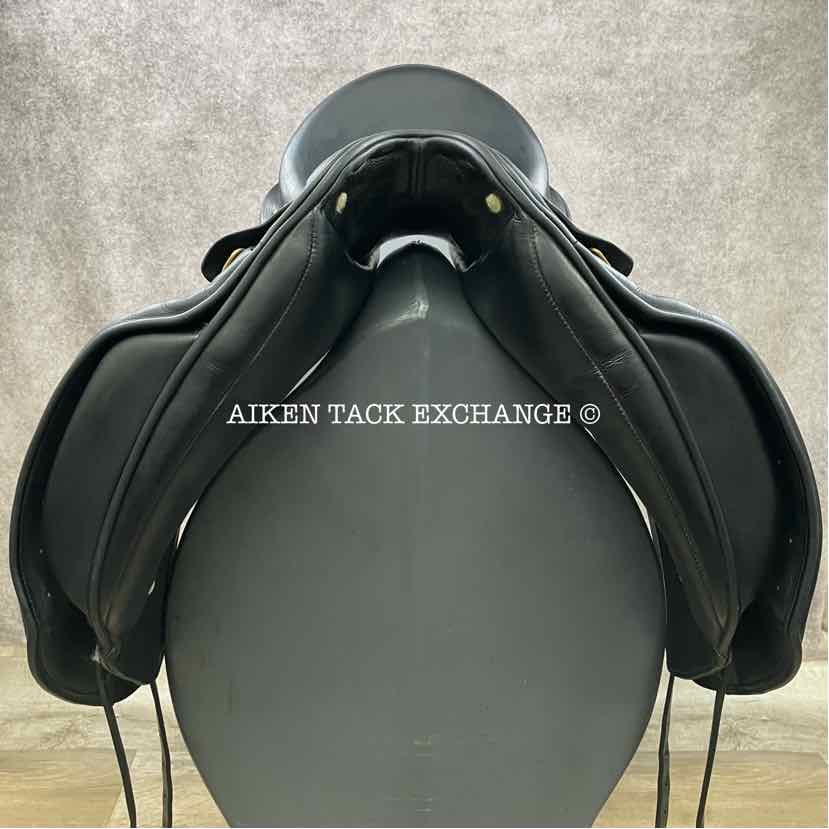 **SOLD** Albion SLK Dressage Saddle, 17.5" Seat, Medium Wide Tree, Wool Flocked Panels
