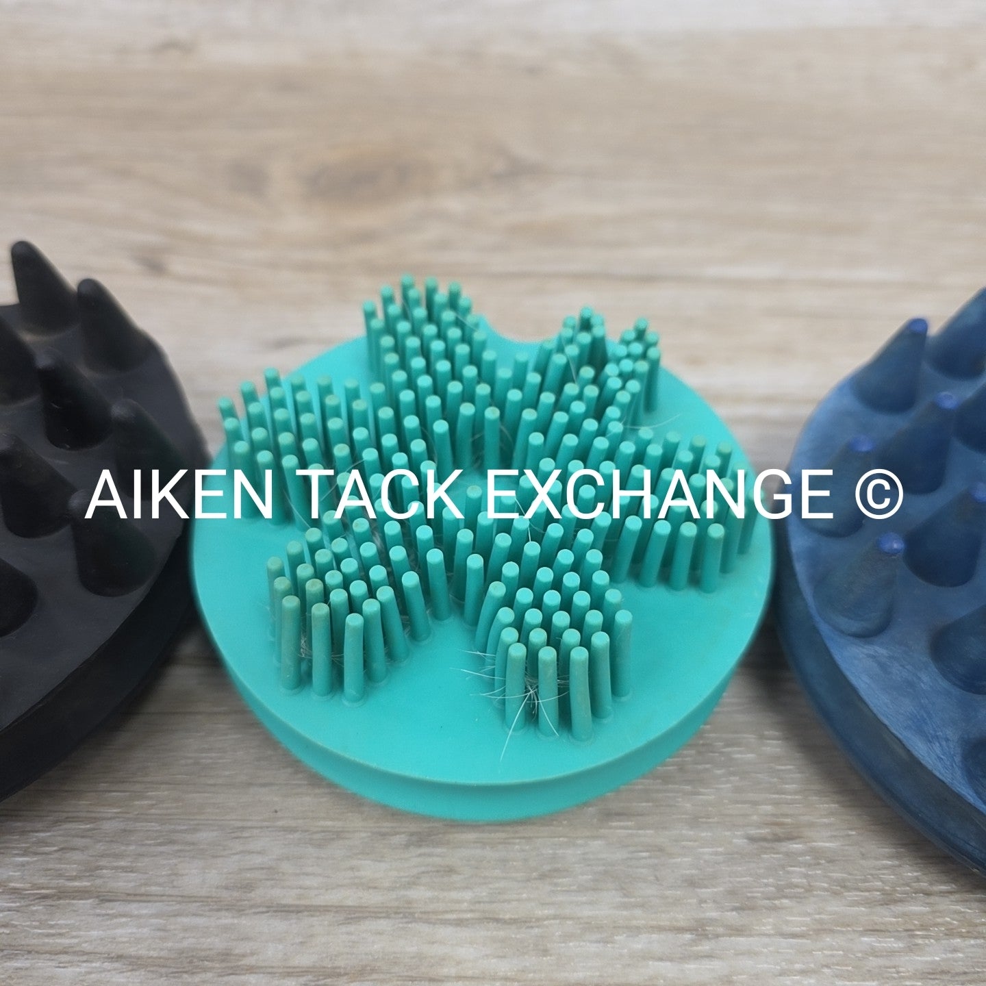 BARGAIN BUNDLE: Set of 3 Round Curry Combs