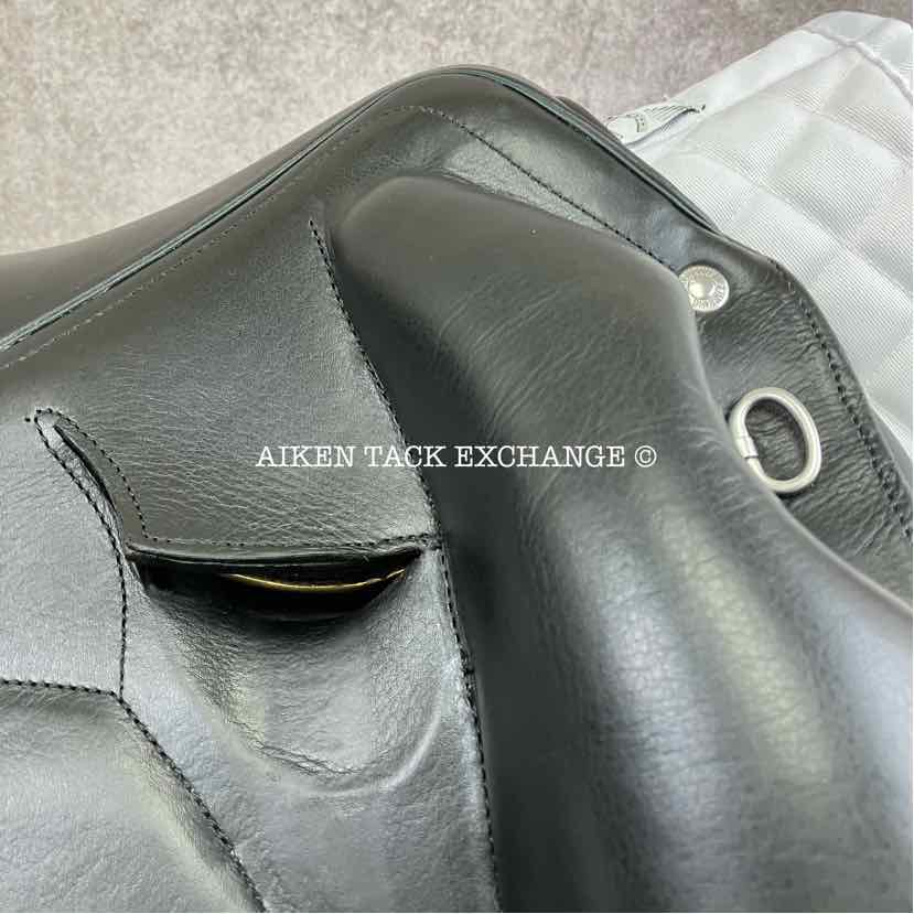 2014 Devoucoux Mendia Monoflap Dressage Saddle, 18" Seat, 3 Flap, Medium Wide Tree, D3D Panels, Full Buffalo Leather