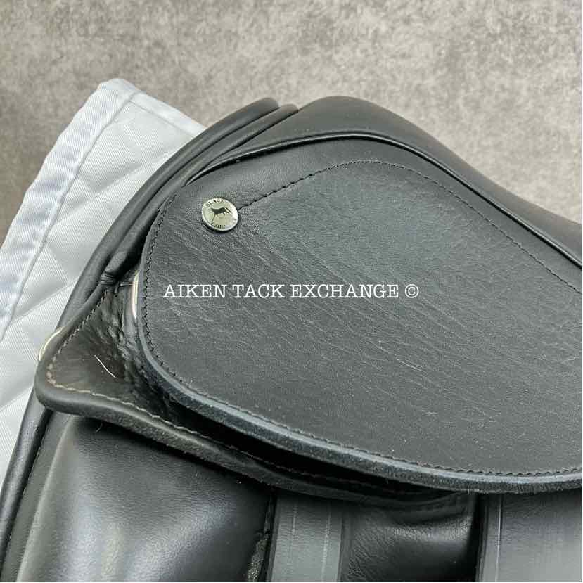 2021 Black Country Vinici Monoflap Dressage Saddle, 17" Seat, Wide Tree, Wool Flocked Panels