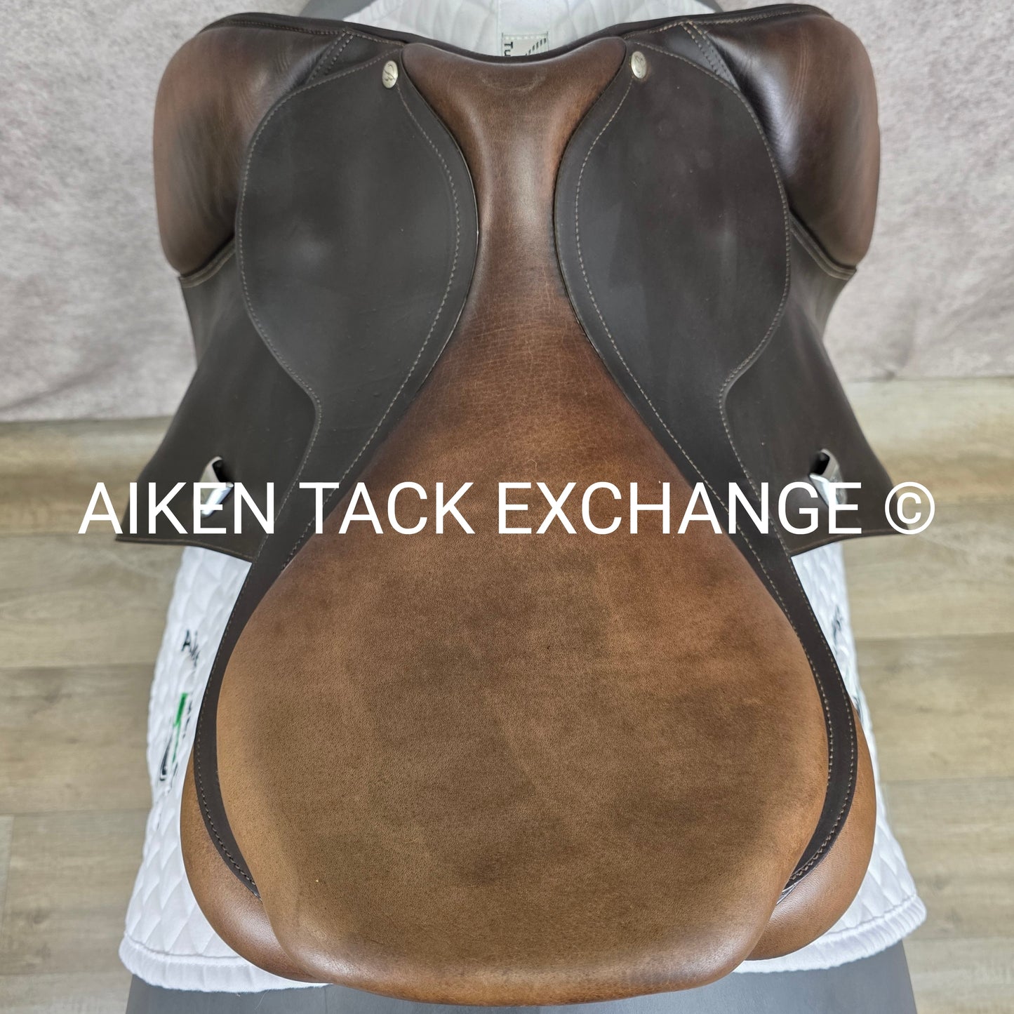 2018 Bates CC Jump Saddle, 18" Seat, Adjustable Tree - Changeable Gullet, CAIR Panels