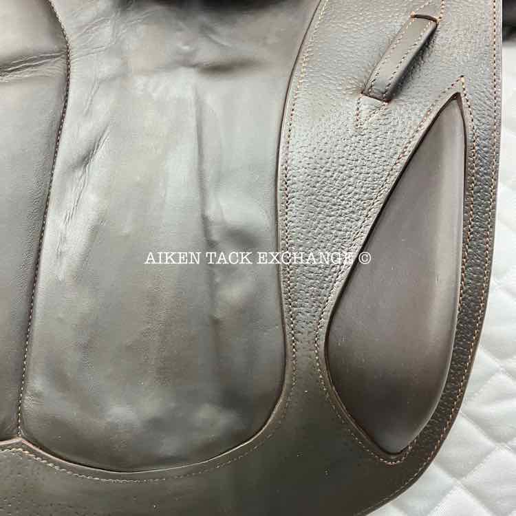 2014 CWD SE09 Monoflap Jump Saddle, 17.5" Seat, 2AA Flap, Medium Tree, Foam Panels