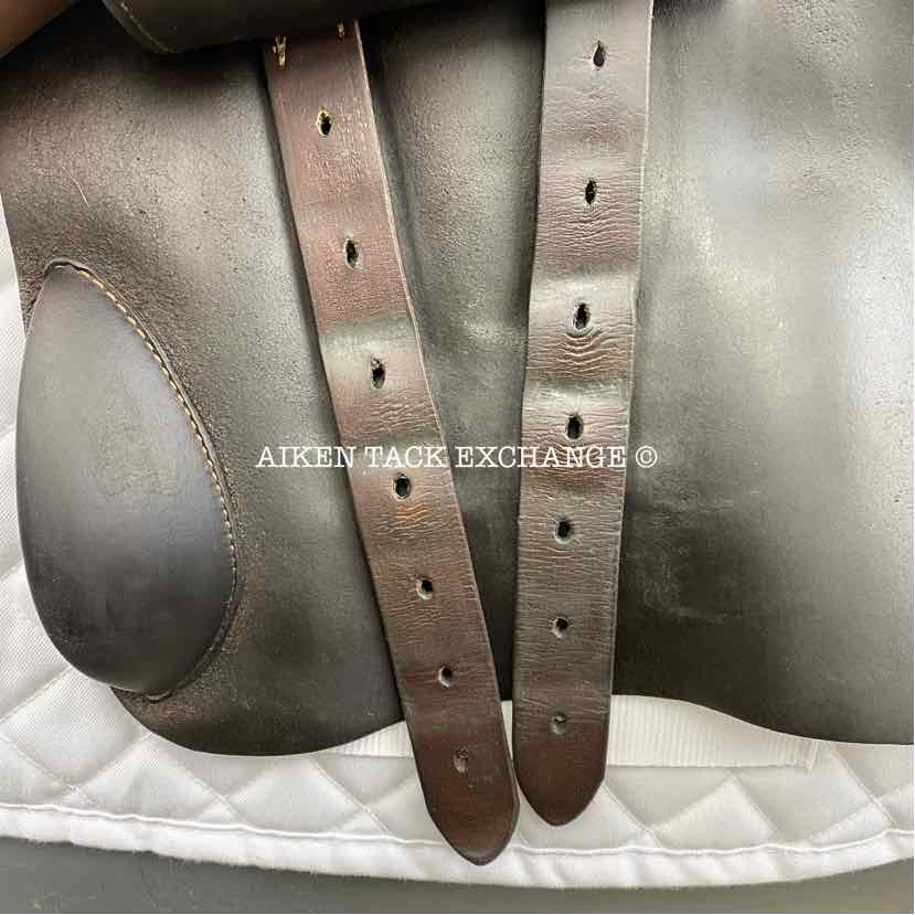 2012 Voltaire Palm Beach Close Contact Jump Saddle, 17.5" Seat, 3A Flap, Medium Wide Tree, PRO Panels, Full Buffalo Leather
