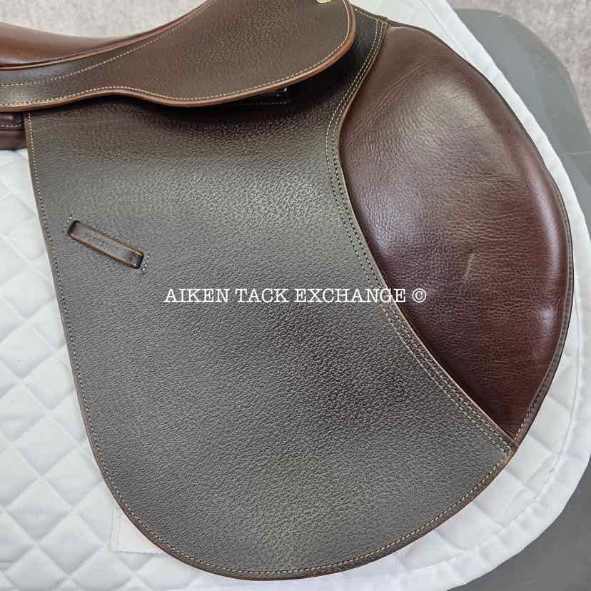 Forestier Close Contact Jump Saddle, 16.5" Seat, Medium/Medium Wide Tree, Foam Panels