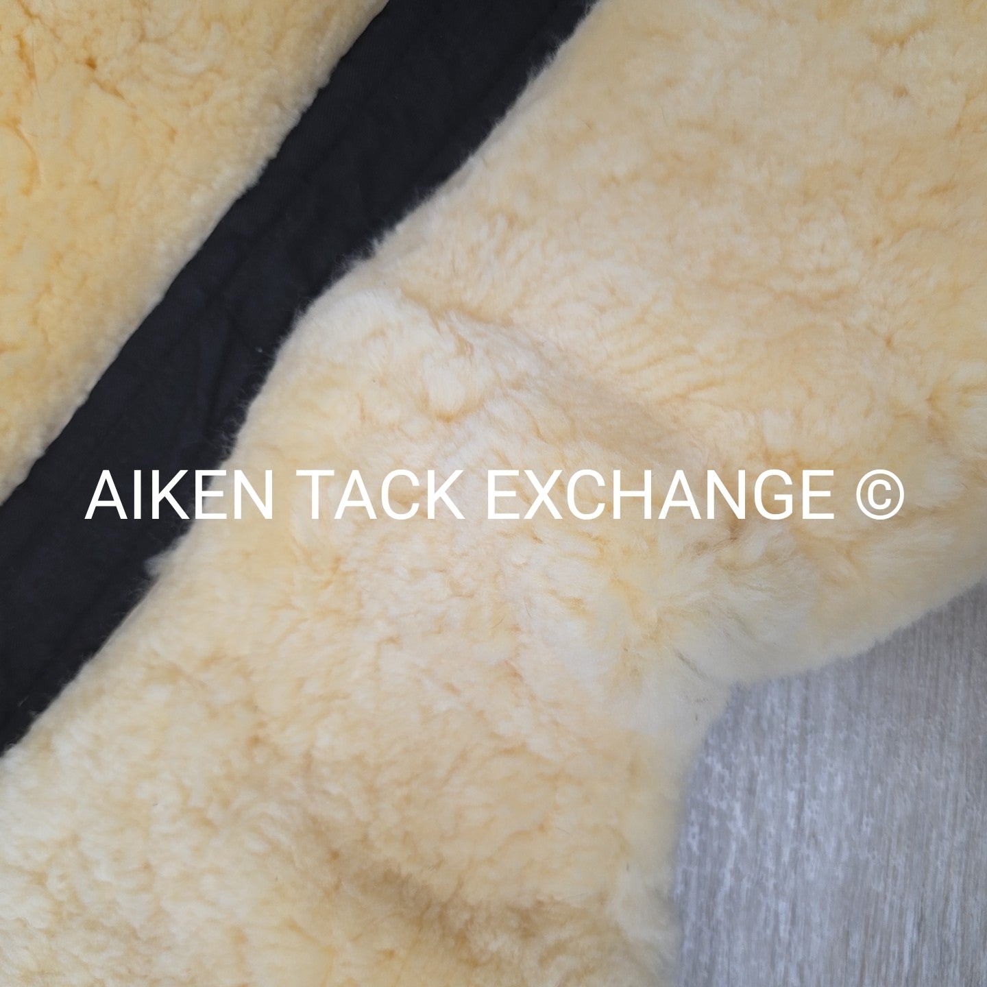 BR Equestrian Shimmable Sheepskin Half Pad, Size Full
