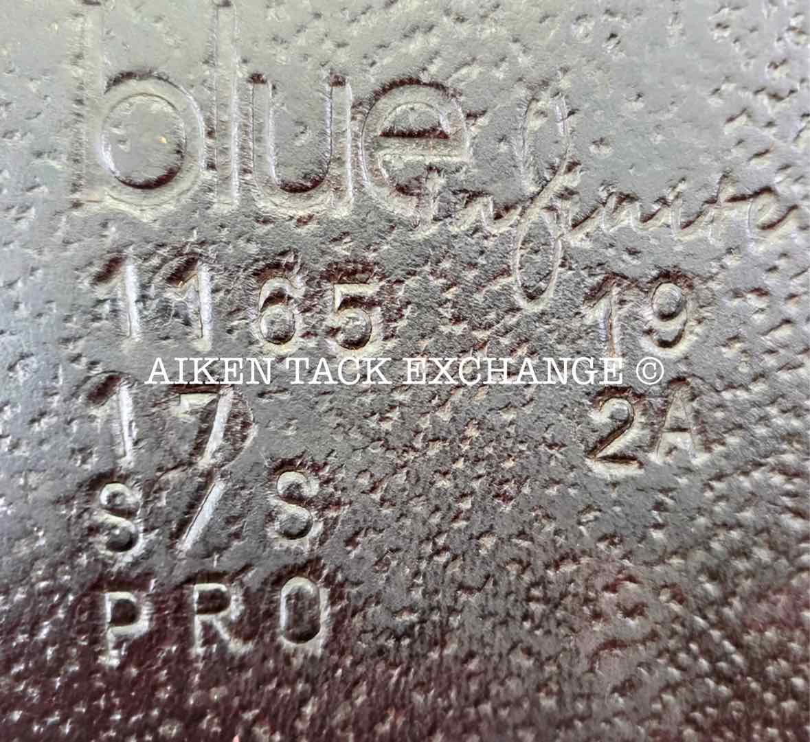 2019 Voltaire Blue Infinite Close Contact Jump Saddle, 17" Seat, 2A Flap, Medium Wide Tree, PRO Panels, Full Buffalo Leather