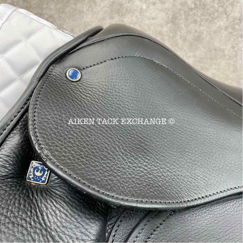 2021 Stubben Aramis Deluxe Dressage Saddle, 19" Seat, 30cm Tree - Medium Wide, Wool Flocked Panels