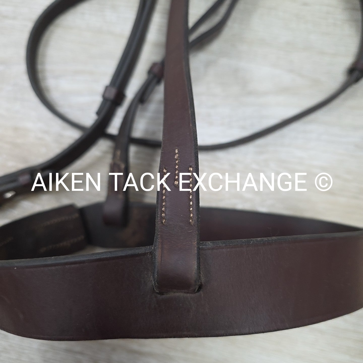 Horse Country Flat Hunt Bridle, No Reins, Brown, Size Full
