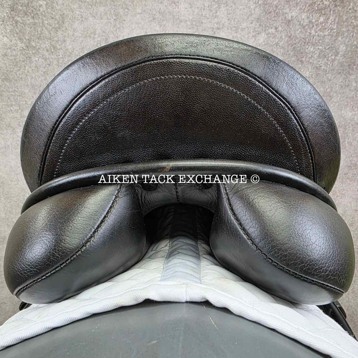 Borne Olympia Dressage Saddle, 17.5" Seat, Extra Wide Tree, Wool Flocked Panels