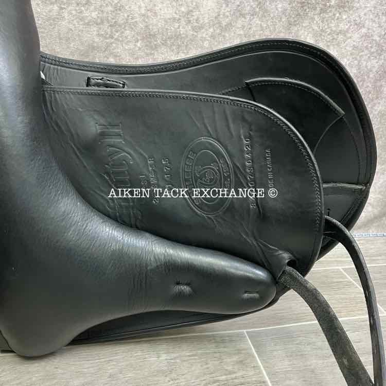 2020 Schleese Infinity II Dressage Saddle, 17.5" Seat, Adjustable AdapTree, Wool Flocked PSI Panels