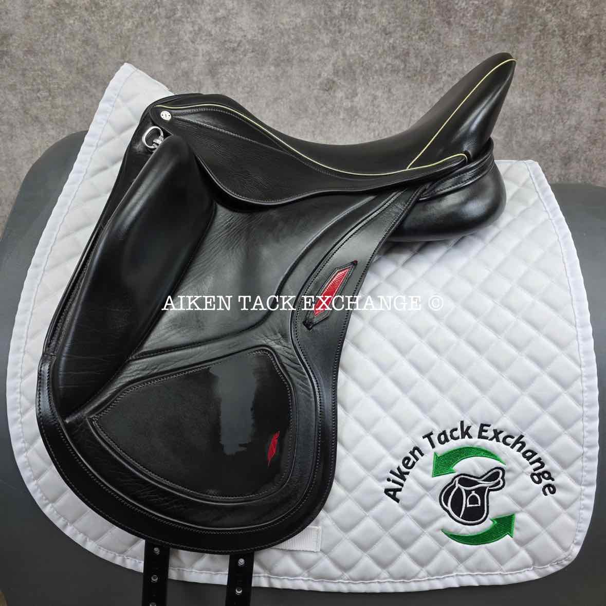 2021 Aviar Rook 1.0 Monoflap Dressage Saddle, 17.5" Seat, Adjustable Flex Tree, Foam Panels