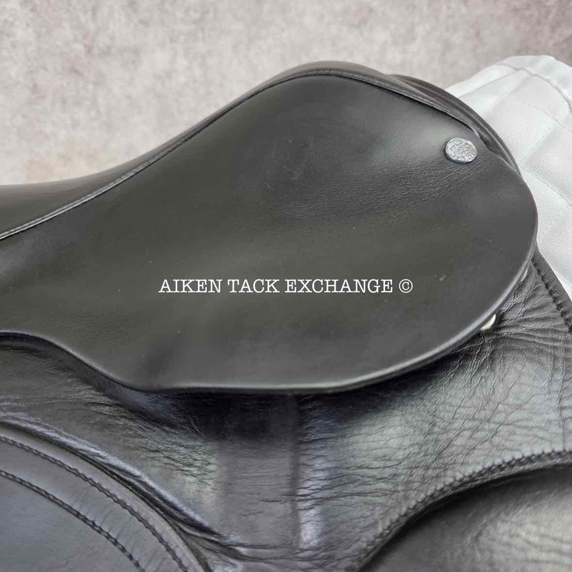 1997 County Competitor Dressage Saddle, 17" Seat, Wide Tree, Wool Flocked Panels