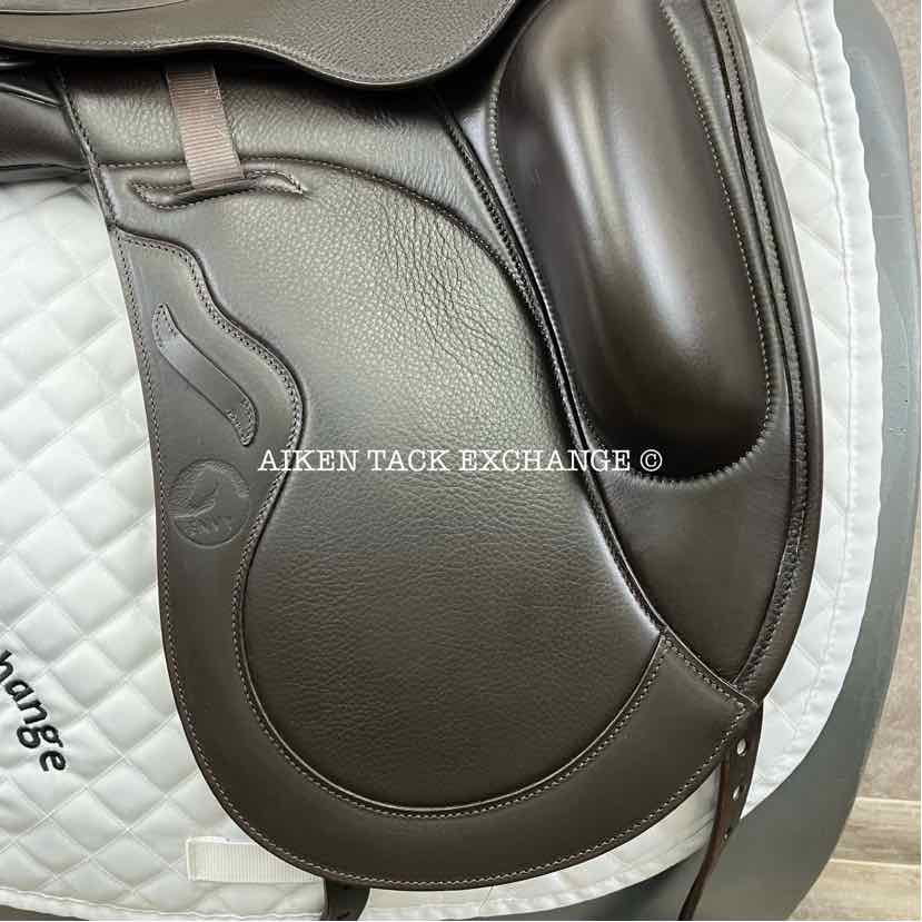 2024 Envy by Custom Saddlery Motion Monoflap Dressage Saddle, 18" Seat, Adjustable Tree, Wool Flocked Panels