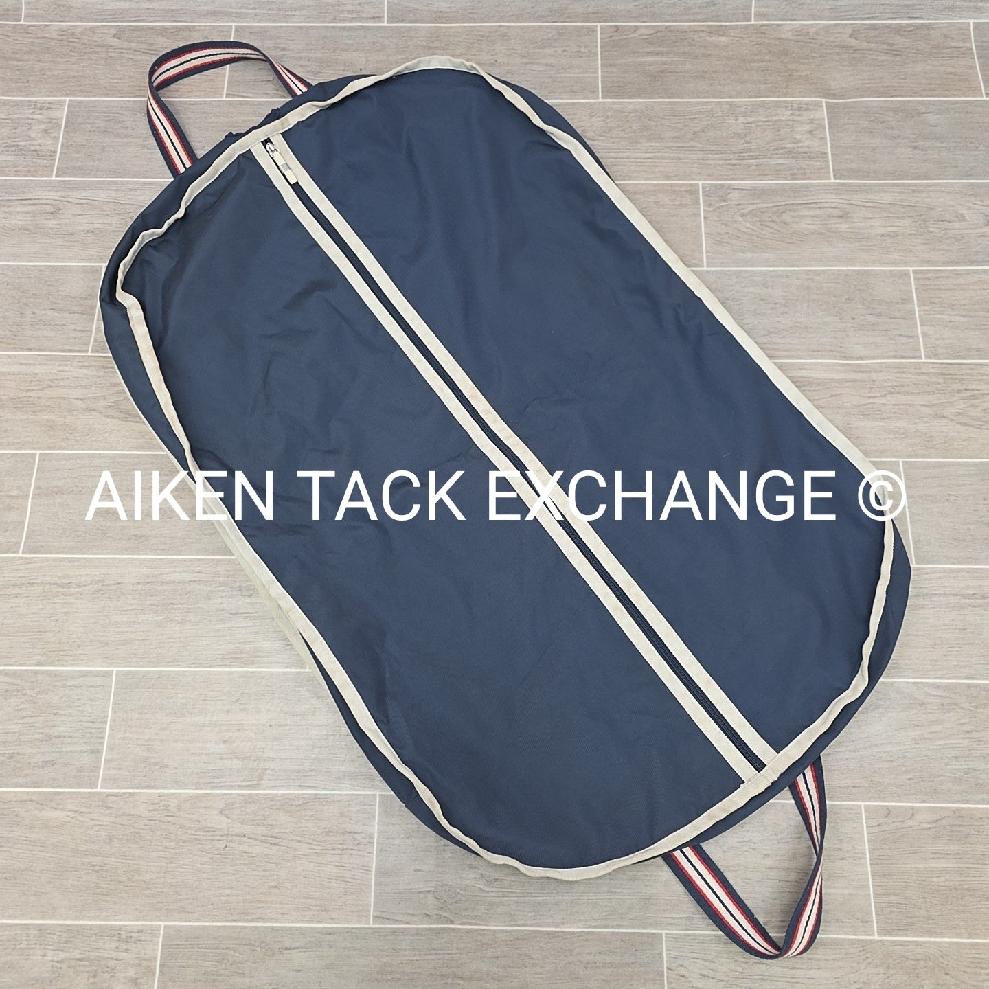 Ariat Team Garment Bag (Has Custom Embroidery)