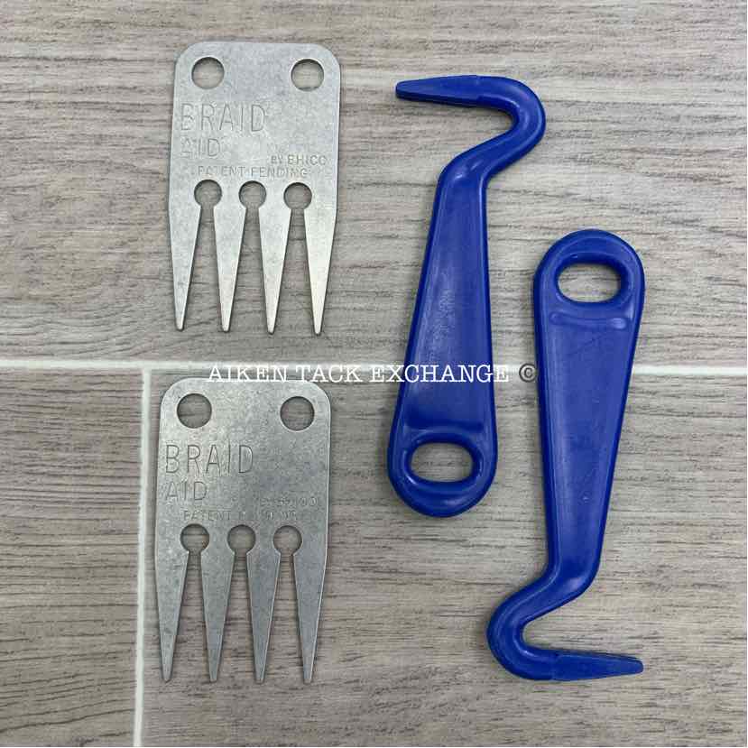 4-Piece Grooming Set: 2 Plastic Hoof Picks & 2 Metal Braid Aid Combs