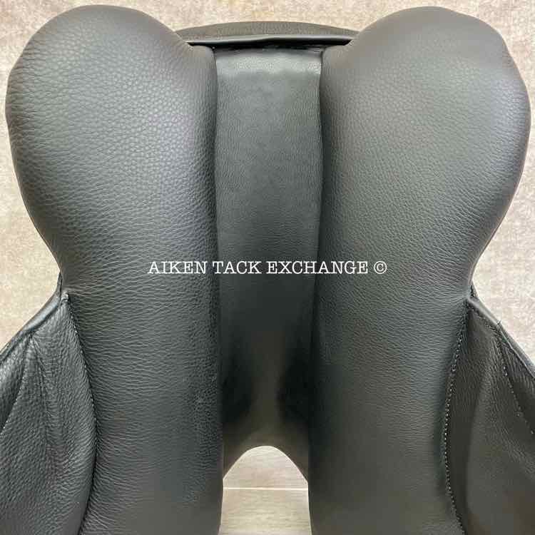 2024 Custom Saddlery Wolfgang Matrix MKII Monoflap Dressage Saddle, 17.5" Seat, Adjustable Tree, Wool Flocked Pony Panels