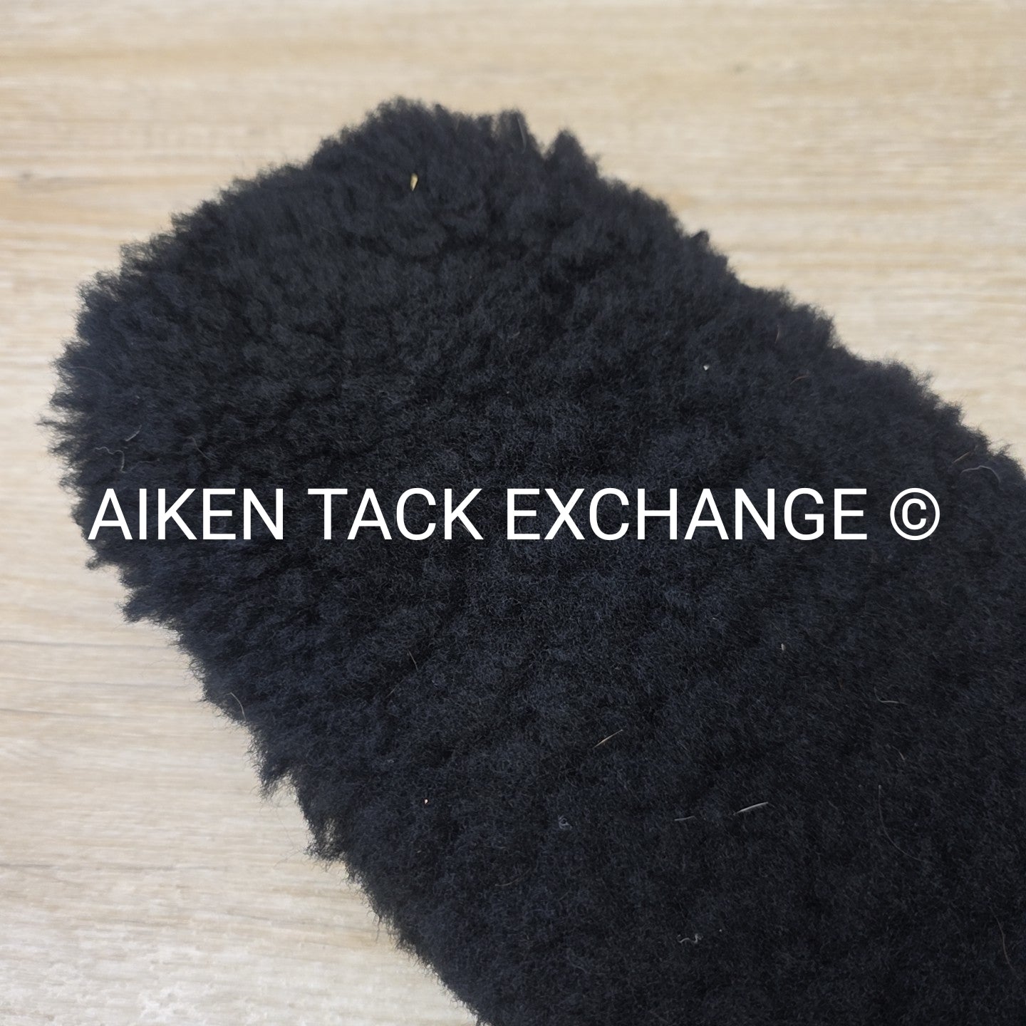 Mattes Sheepskin Dressage Girth Cover, Black, 26"