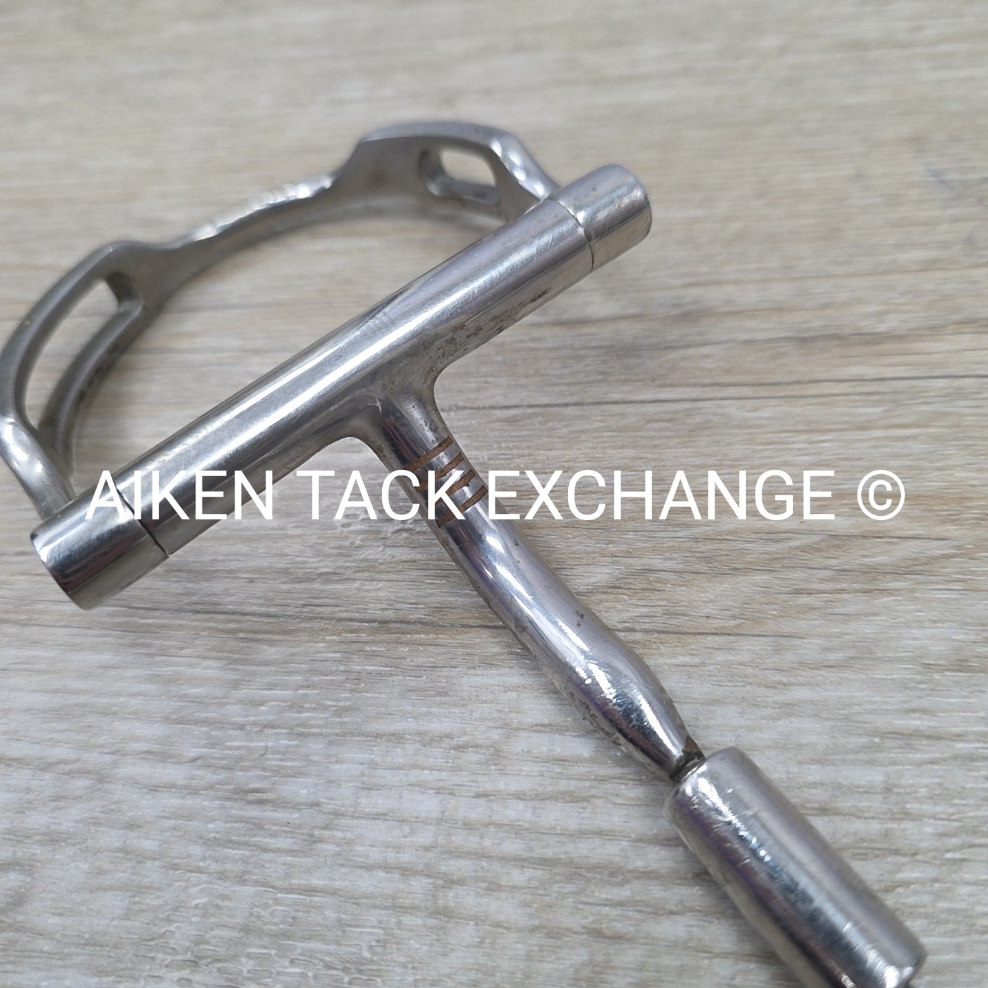 Myler Dee with Hooks and Comfort Snaffle Wide Barrel MB 02 5.5"