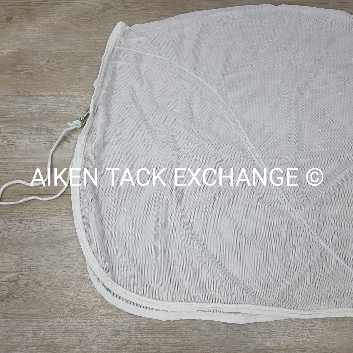 Fenwick Equestrian BodyGuard Mesh Cooler, White (has some marks) 62"