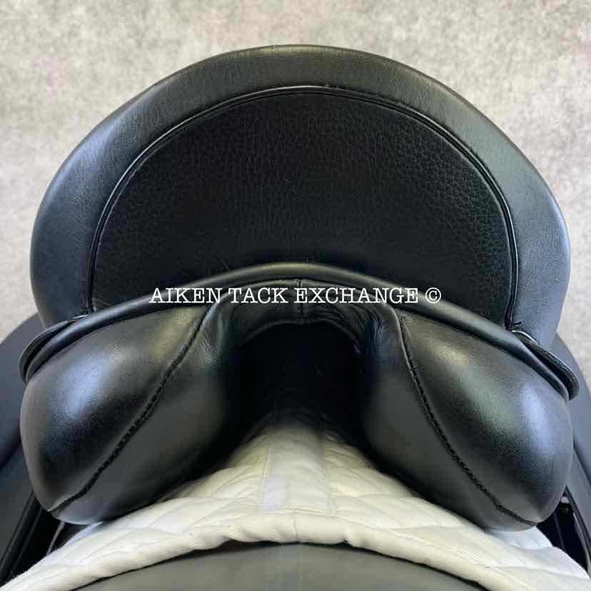 Barnsby Dressage Saddle, 18" Seat, Wide Tree, Wool Flocked Panels