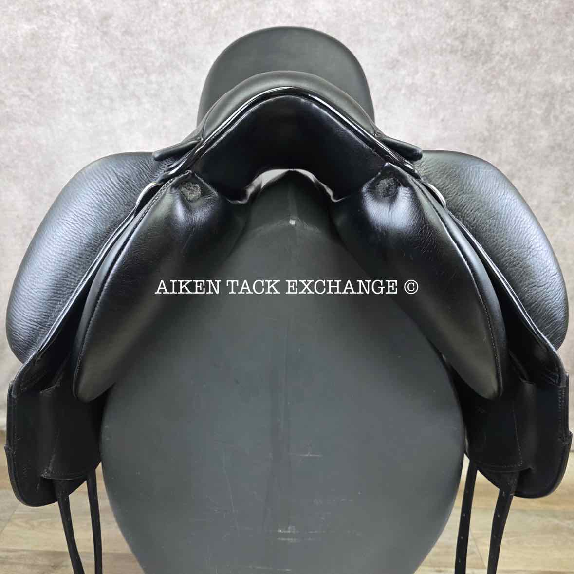 2022 Tota Freedom PRO 2 Monoflap Dressage Saddle, 18.5" Seat, Adjustable Tree, Wool Flocked Panels